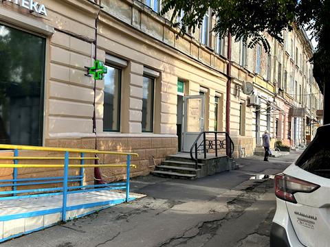 комерційна за адресою Юрія Федьковича вул., 21