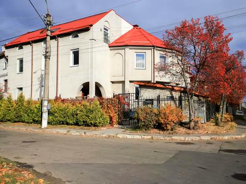 коммерческая по адресу Черняховського ул., 36