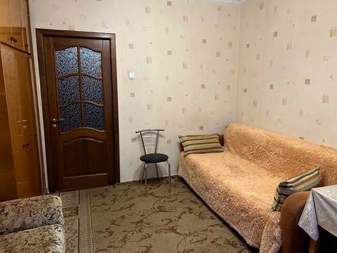 кімната за адресою Академіка Єфремова вул. (Командарма Уборевича), 17