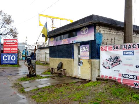 комерційна за адресою Березняківська вул., 15-А
