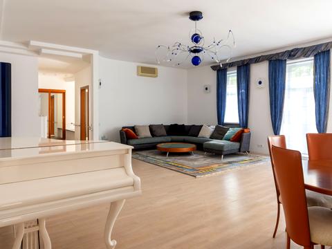 квартира за адресою Малопідвальна вул., 12/10