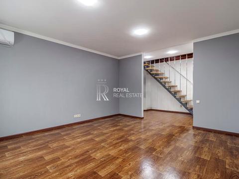 комерційна за адресою Володимира Самійленка вул. (Холмогорська), 17