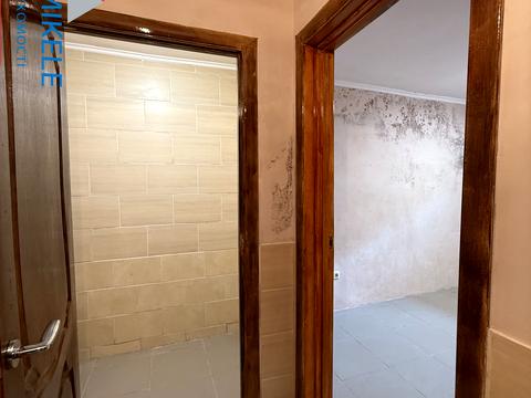 комерційна за адресою Леонтовича вул., 7