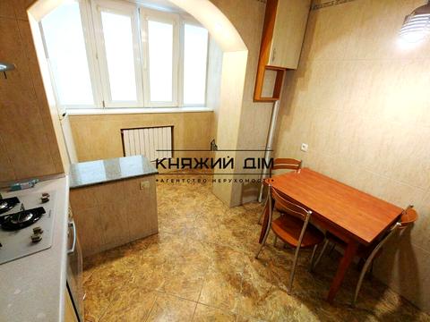 квартира за адресою Бориса Гмирі вул., 9-Б
