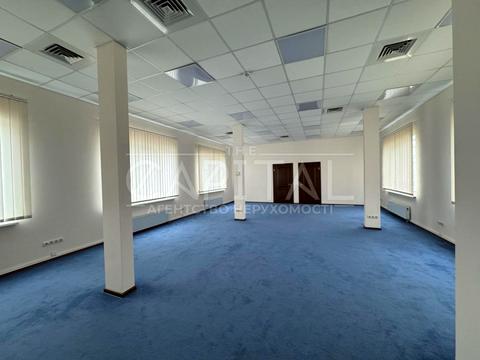 комерційна за адресою Казарменна вул. (Григорія Андрющенка), 4г