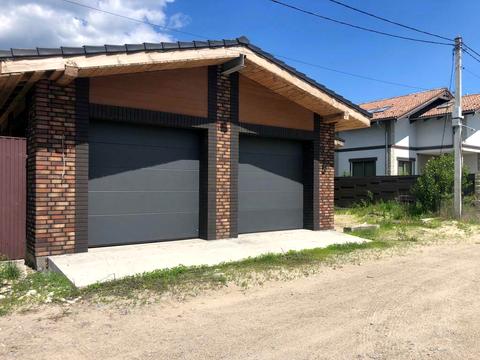 будинок за адресою Надії