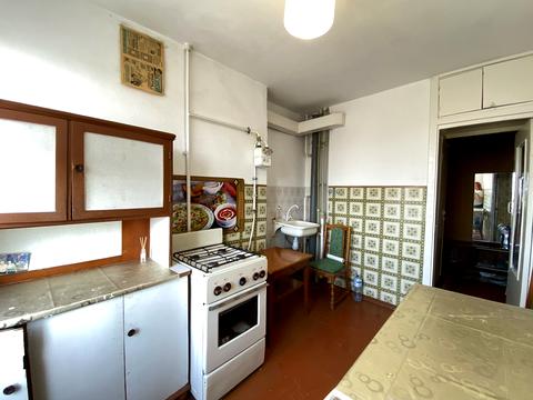 квартира за адресою Космонавтів вул., 148Г