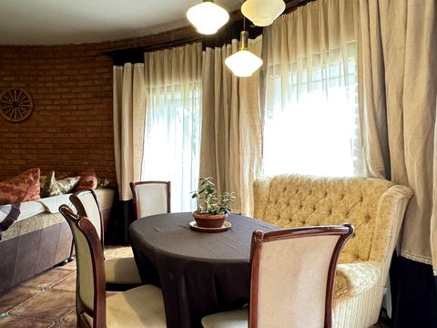 будинок за адресою Весняна, 12