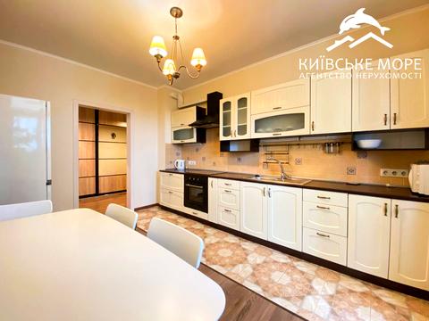 квартира за адресою Воскресенська вул., 16-Б