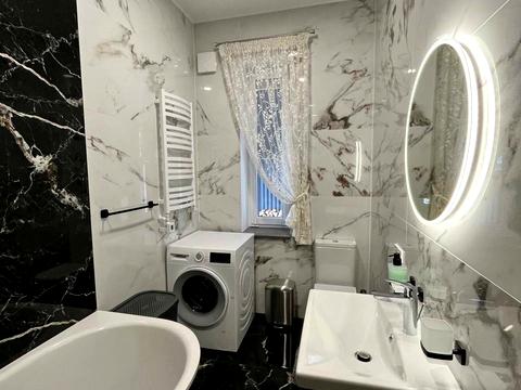 будинок за адресою Бічна Наварійська вул., 42