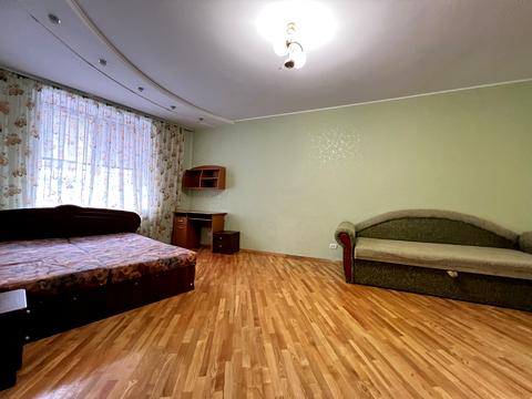 квартира за адресою Зодчих вул., 34