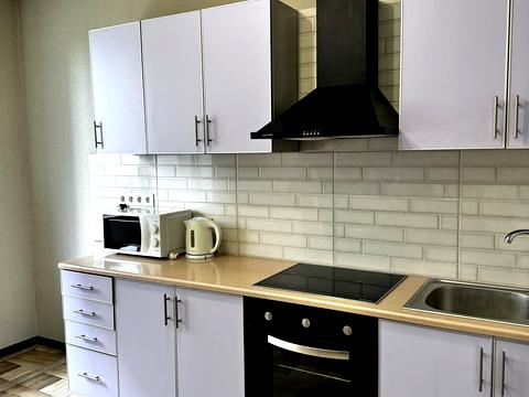 квартира за адресою Перлинна вул., 7
