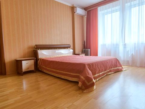 квартира по адресу Миколы Бажана просп., 12