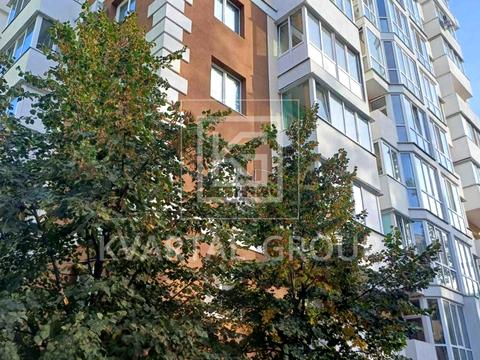 комерційна за адресою Мечнікова, 109Б