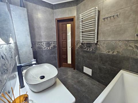 квартира за адресою Володимира Івасюка вул., 7