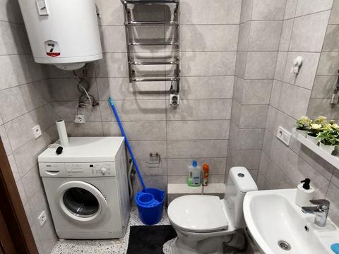 квартира за адресою Ревуцького вул., 54