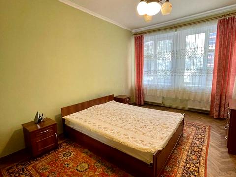 квартира по адресу Карпатская ул., 13