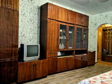 квартира за адресою Михайла Лушпи просп., 50
