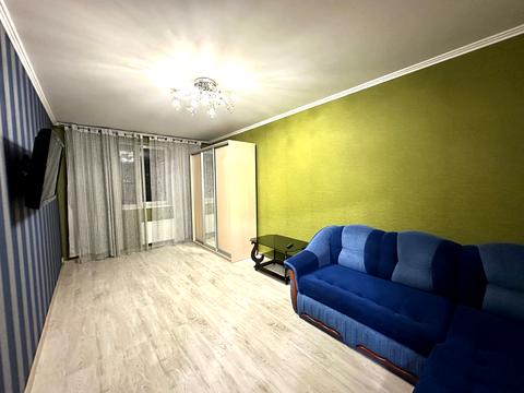 квартира за адресою Наталії Ужвій вул., 12