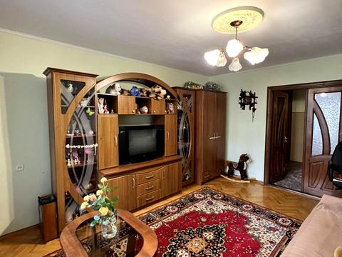 квартира за адресою Івана Величковського вул., 52