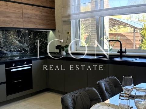 будинок за адресою Абрикосова вул.