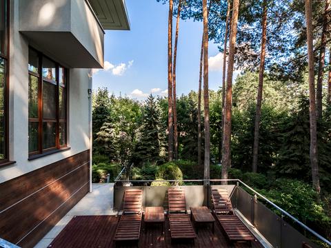 будинок за адресою Осіння