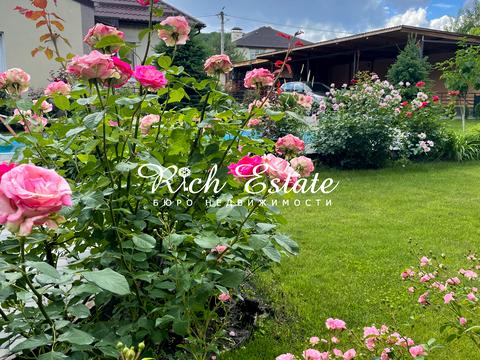 будинок за адресою Лісоводна вул.