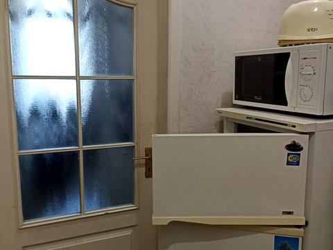 комерційна за адресою Пастера вул., 12