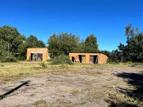 комерційна за адресою смт. Млинів, вул. Кірова, 52