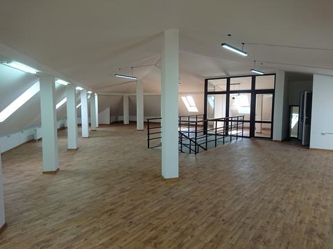 комерційна за адресою Зелена вул., 238