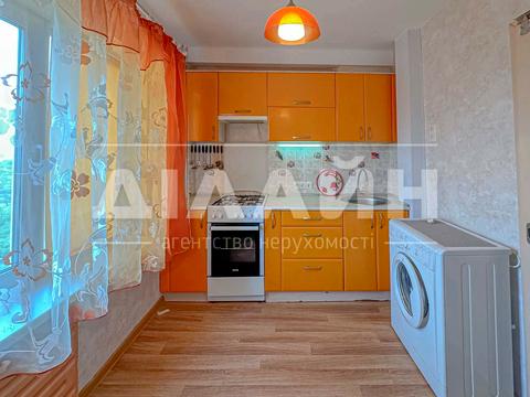 квартира за адресою Героїв 93-ї Бригади вул. (Гудименка), 42