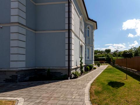 будинок за адресою Лук'яна Кобилиці, 8