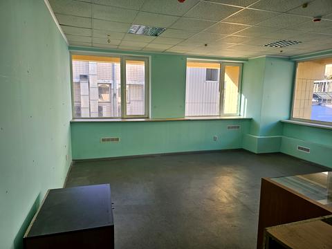 коммерческая по адресу Ревуцкого ул., 14