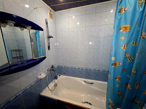 квартира за адресою Космодромна вул., 8
