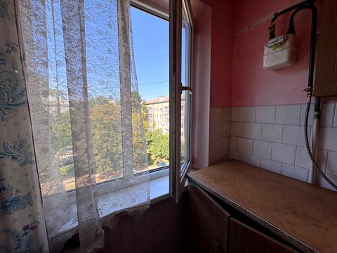 квартира за адресою Тролейбусна вул., 15