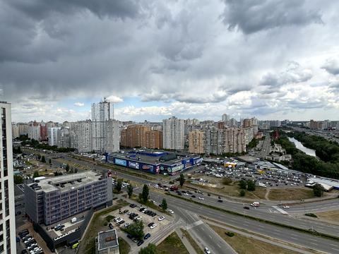 коммерческая по адресу Днепровская набережная ул., 20-А