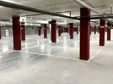 паркоместо по адресу Короленко ул., 2а