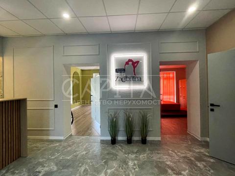 коммерческая по адресу Оболонская набережная ул., 15