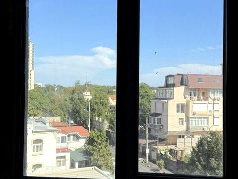 квартира за адресою Дача Ковалевського вул., 5