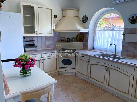 будинок за адресою смт. Козин, Старокиївська вул.