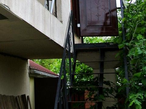 будинок за адресою Польова
