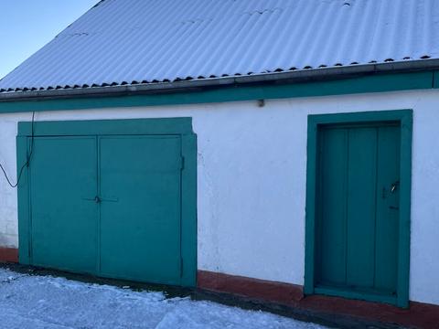 будинок за адресою Першотравнева, 1