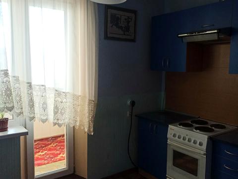 квартира за адресою Автозаводська вул., 61