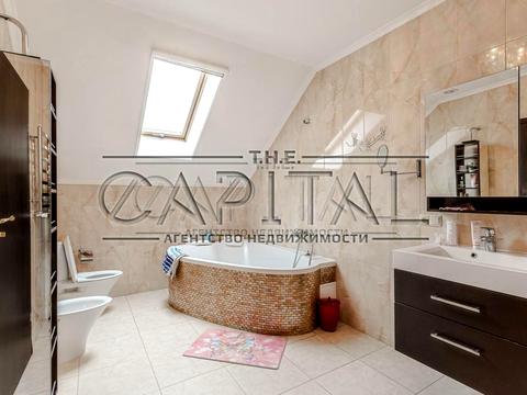 дом по адресу Центральна ул.