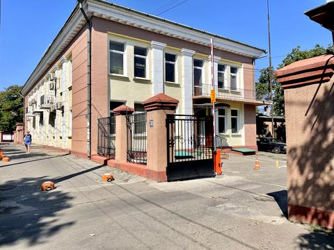 комерційна за адресою Адміральський просп., 38