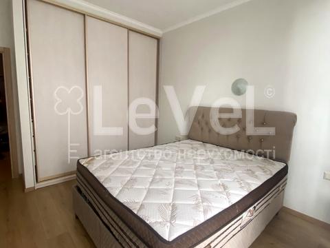 квартира за адресою Казимира Малевича вул. (Боженка), 48