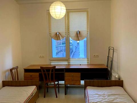 квартира за адресою Михайла Максимовича вул. (Онуфрія Трутенка), 24-Б