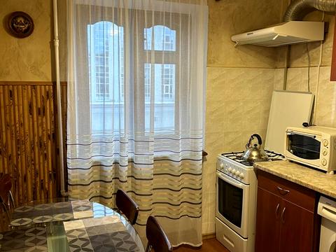 квартира за адресою Краснова вул., 4