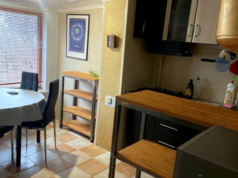 квартира за адресою Братиславська вул., 20