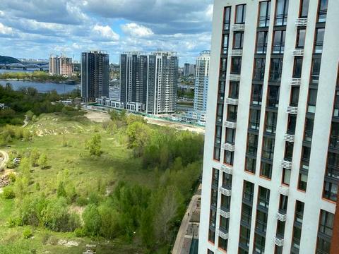 квартира за адресою Дніпровська набережна вул., 18-Б